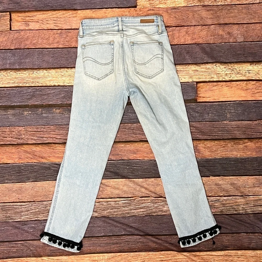 Sanctuary Lite Blue Denim Decorative Fringe Women's Modern Straight Jeans